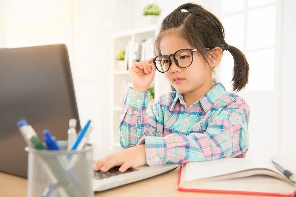 ĐEO KÍNH ĐÚNG SỐ GIÚP CẢI THIỆN THỊ LỰC HIỆU QUẢ