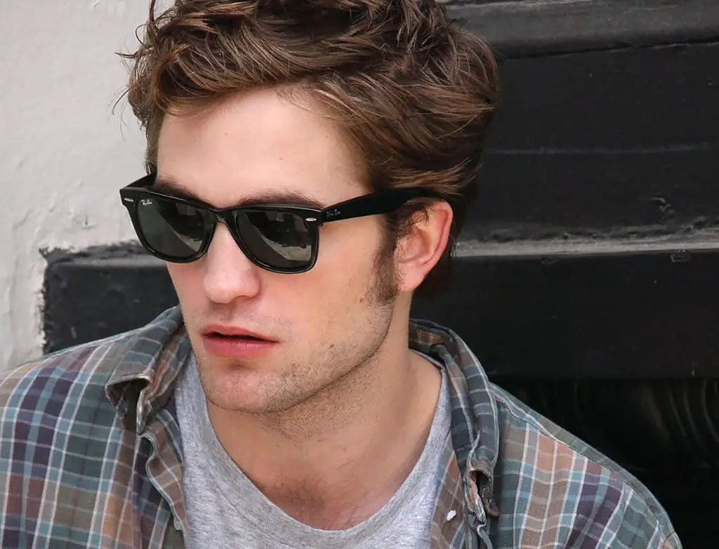 kinh-rayban-wayfarer-1_48f7715efe9a4132b80aab11db095ba0_1024x1024